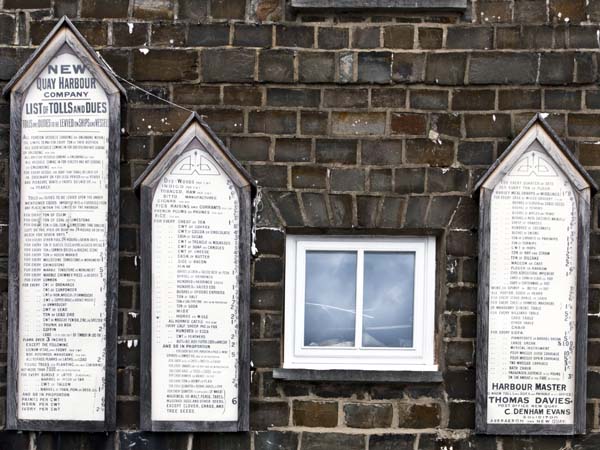 Toll Boards,Cei Newydd,New Quay